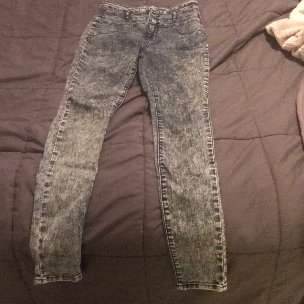 Skinny jeans